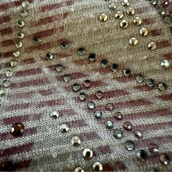 Chicos 3/4 sleeve shirt sz L embellished front design easy fit jersey style - Picture 7 of 10